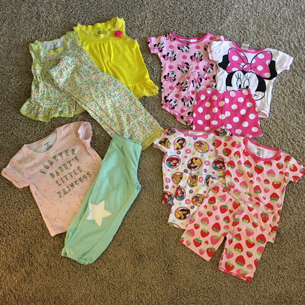(6) 3T Pajama Sets (Carters & Disney)